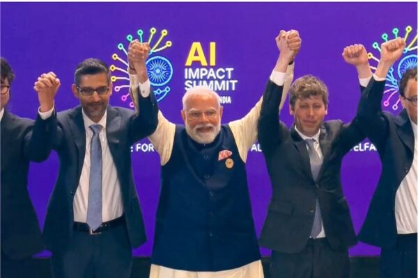 क्लॉड एआई बनाम पेंटागन